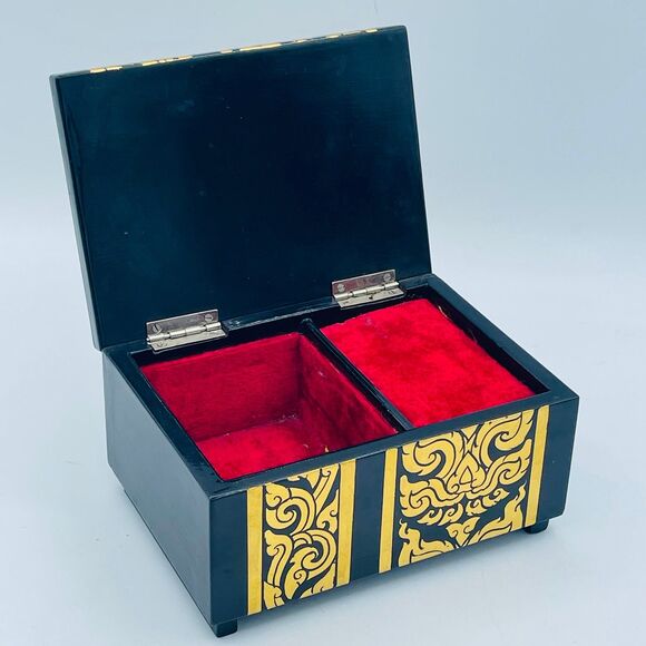 Vintage Decorative Lacquered Jewelry Trinket Music Box Gold Painted Design - Picture 3 of 12